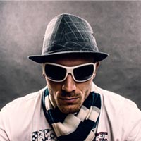 游戏点卡充值的手机号自动轰炸